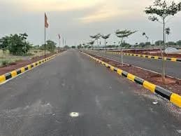 Plots For Sale in Yadagirigutta, Peddakandukur  - 2